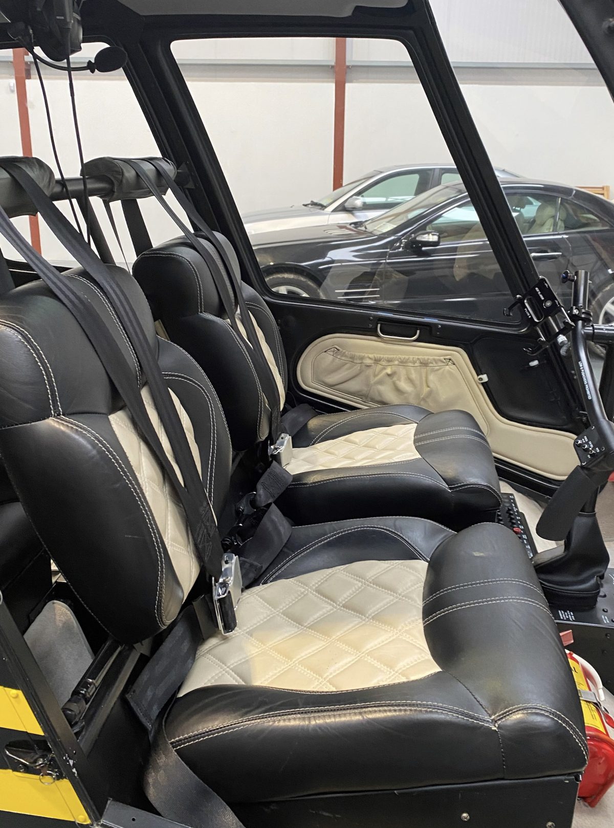 Robnson R44 Interior Robinson R44 Raven I – UK Aviation Sales
